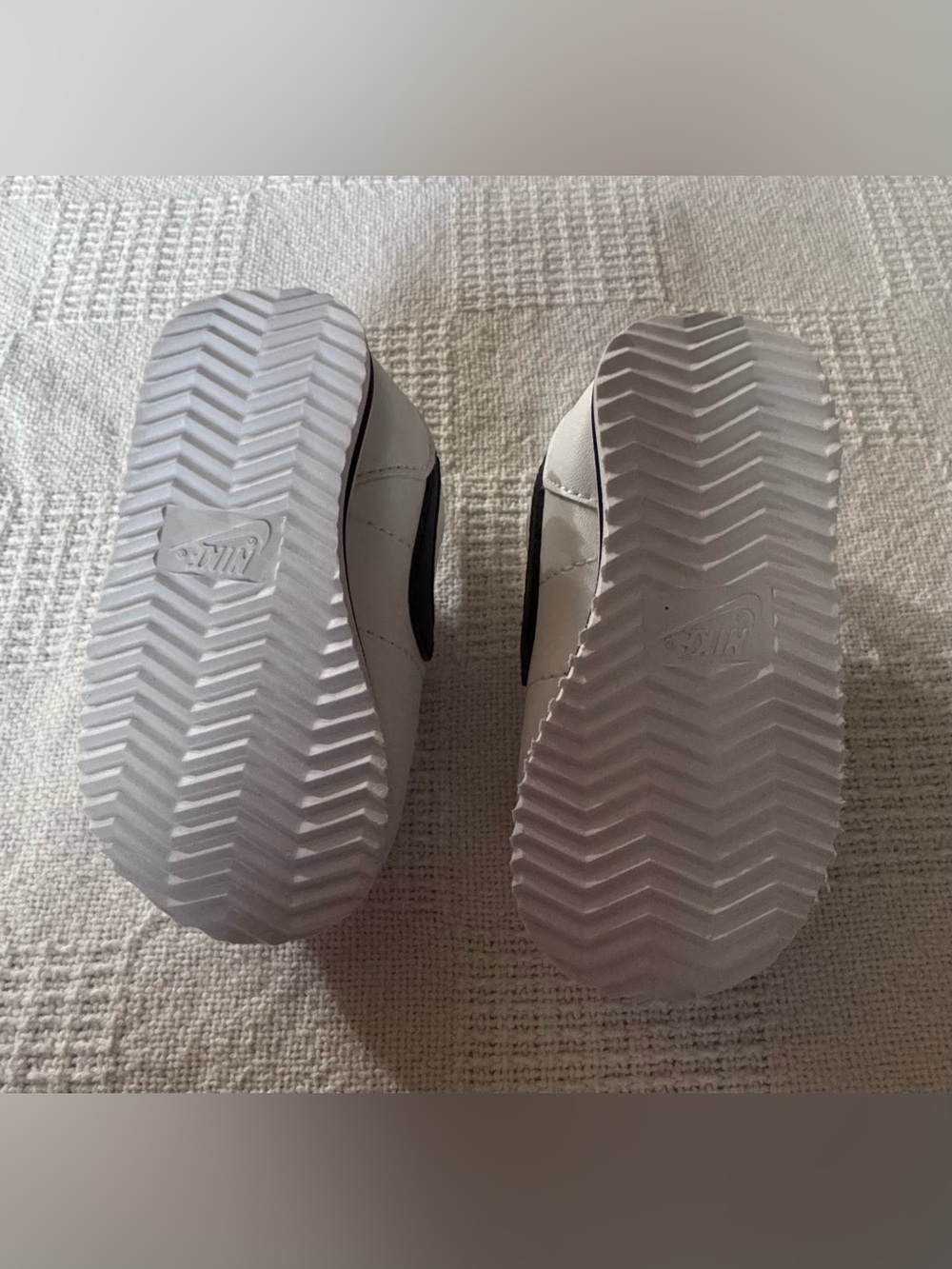 Nike Cortez Baby/Toddler Shoes. Size 4C - Picture 6 of 9